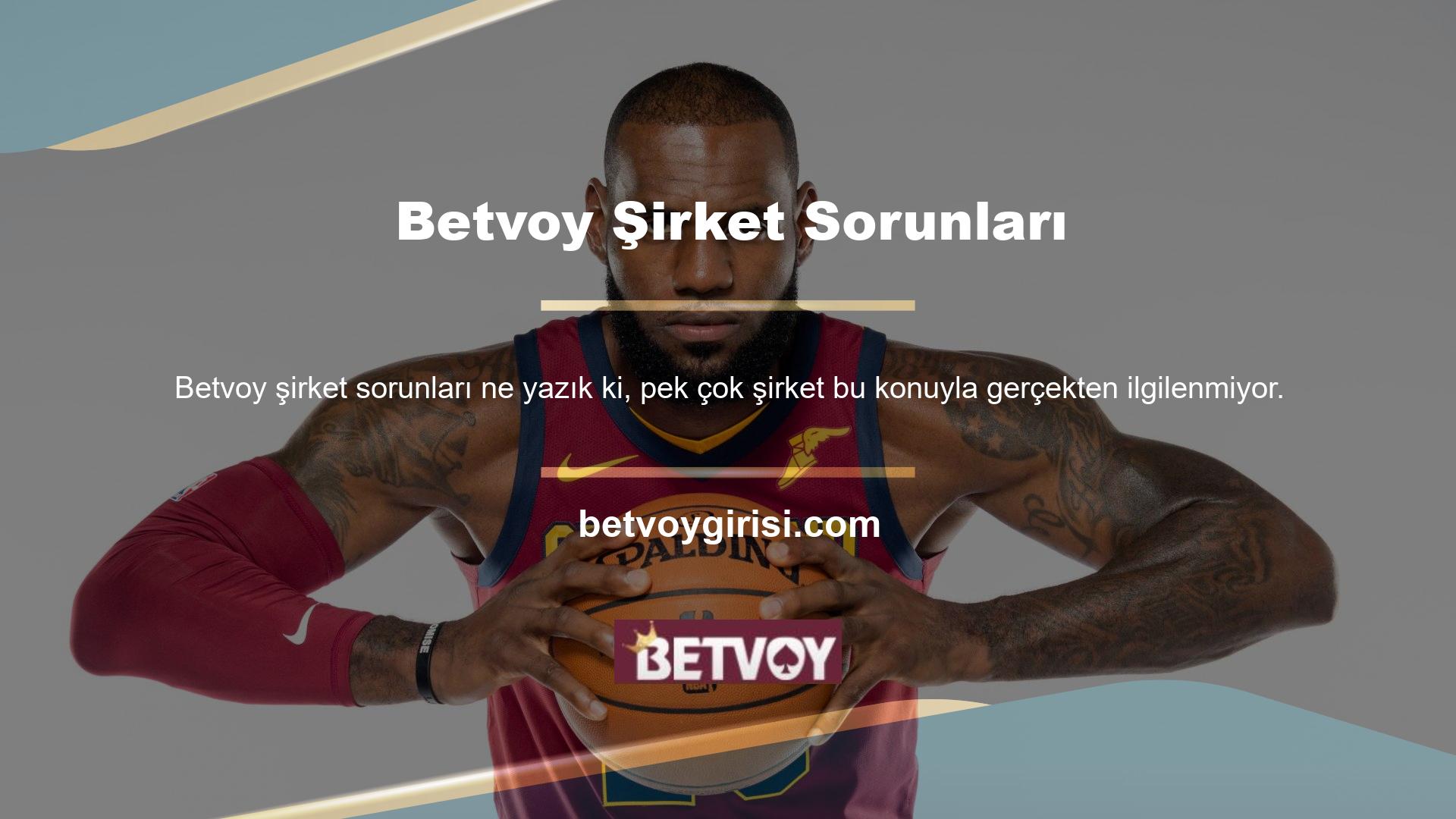 Toplam bütçe üzerinde önemli bir etkisi olabileceğinden, bu süreçte yer alan potansiyel maliyetleri dikkate almak önemlidir